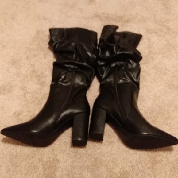 Shoe - Picture 7 of 8